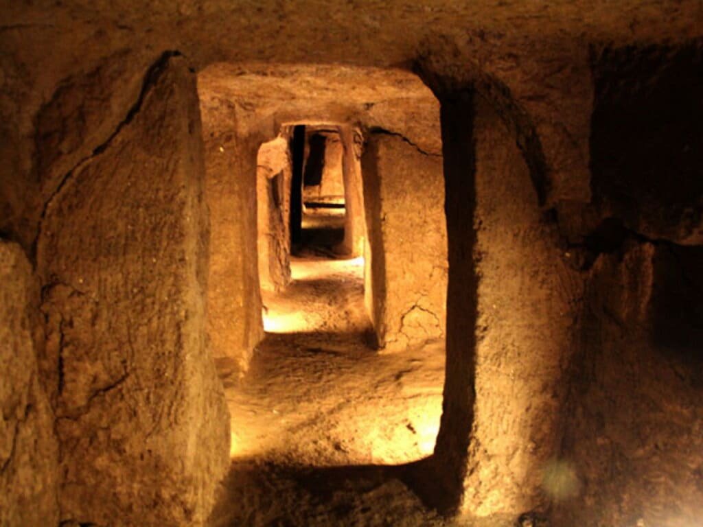 با بزرگترین شهر زیرزمینی جهان بیشتر آشنا شوید