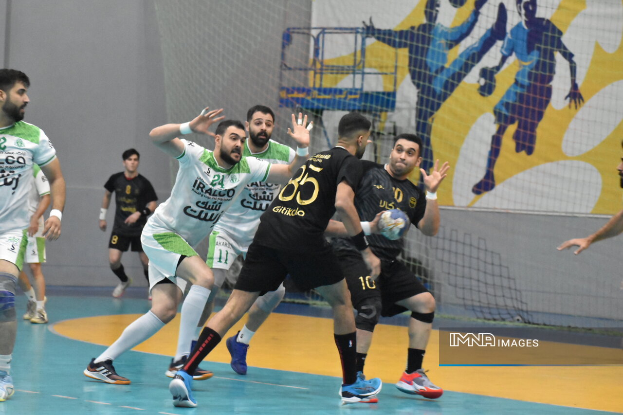 قهرمانی زودهنگام و بدون باخت مس/ دربی نقشجهان به نام گیتیپسند