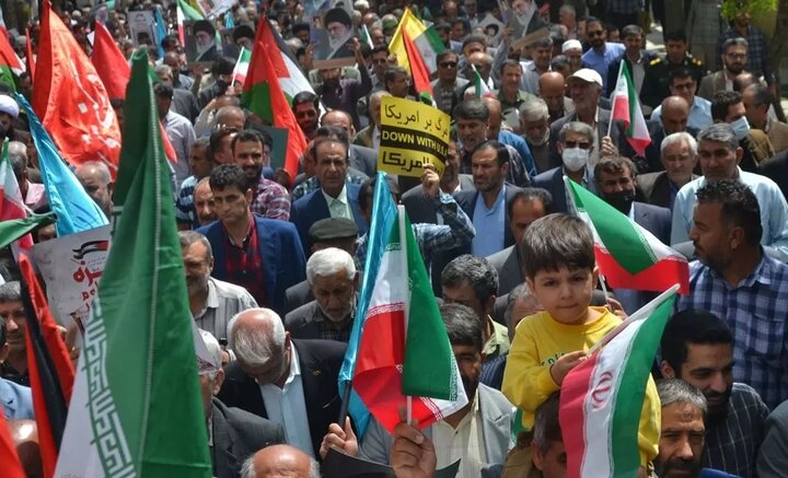 راهپیمایی مردم شهرستان‌های استان اصفهان در حمایت از عملیات موفق وعده صادق + فیلم