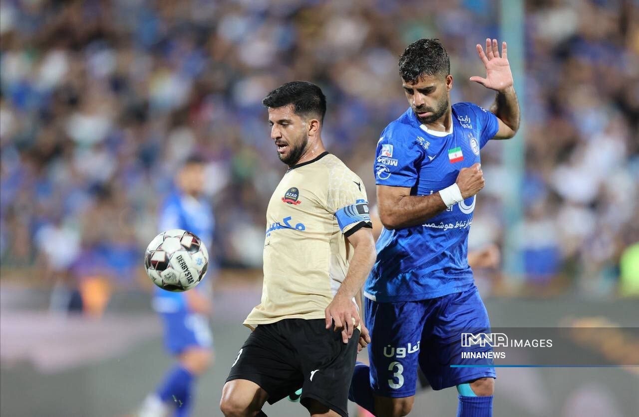 مدافعان بدون مقصد