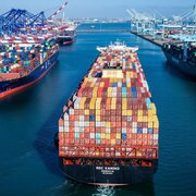 ۳۰ درصد تجارت دریایی کشور در بنادر خوزستان انجام می‌شود