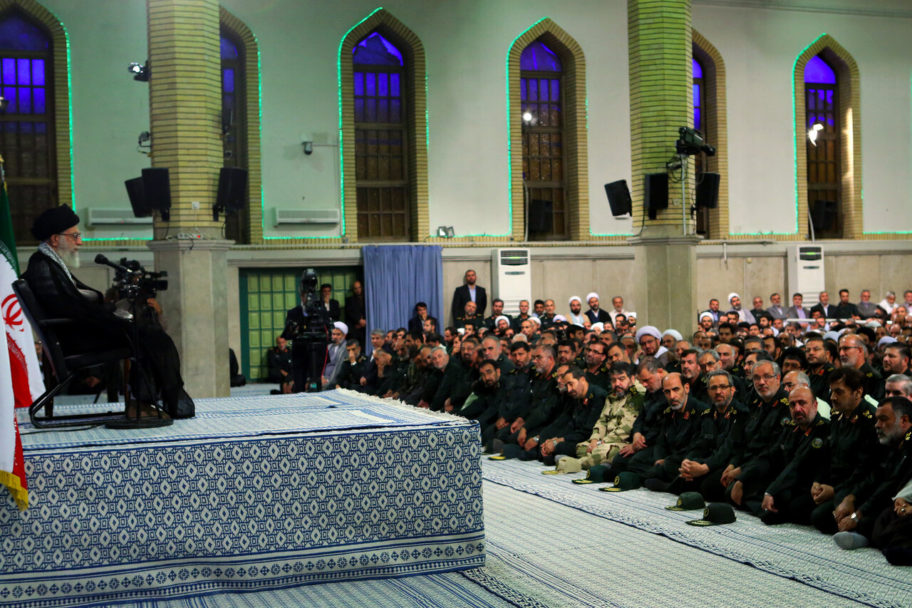 در عرصه فرهنگی هم مثل عرصه نظامی باید حضور داشت