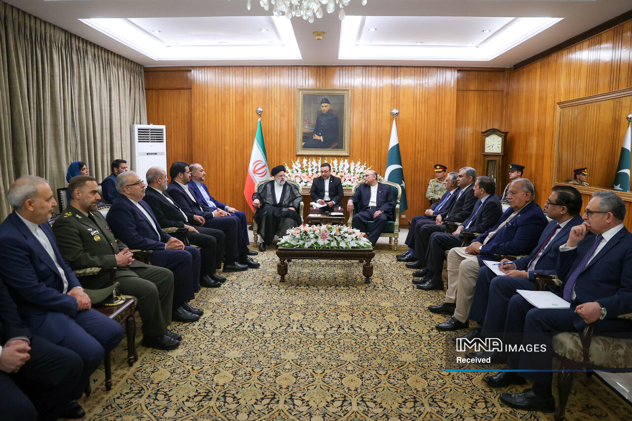 وقتی «فرهنگ» در میدان «دیپلماسی» قد عَلَم میکند