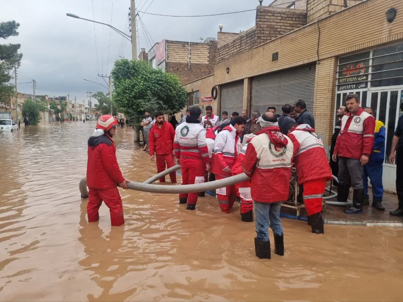 امدادرسانی به بیش از ۳۰۰۰ نفر در سیل و آب‌گرفتگی ۱۲ استان