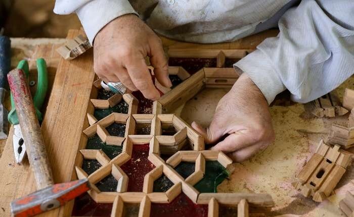 آنسوی تاریخ نصفجهان به روایت میراث ناملموس