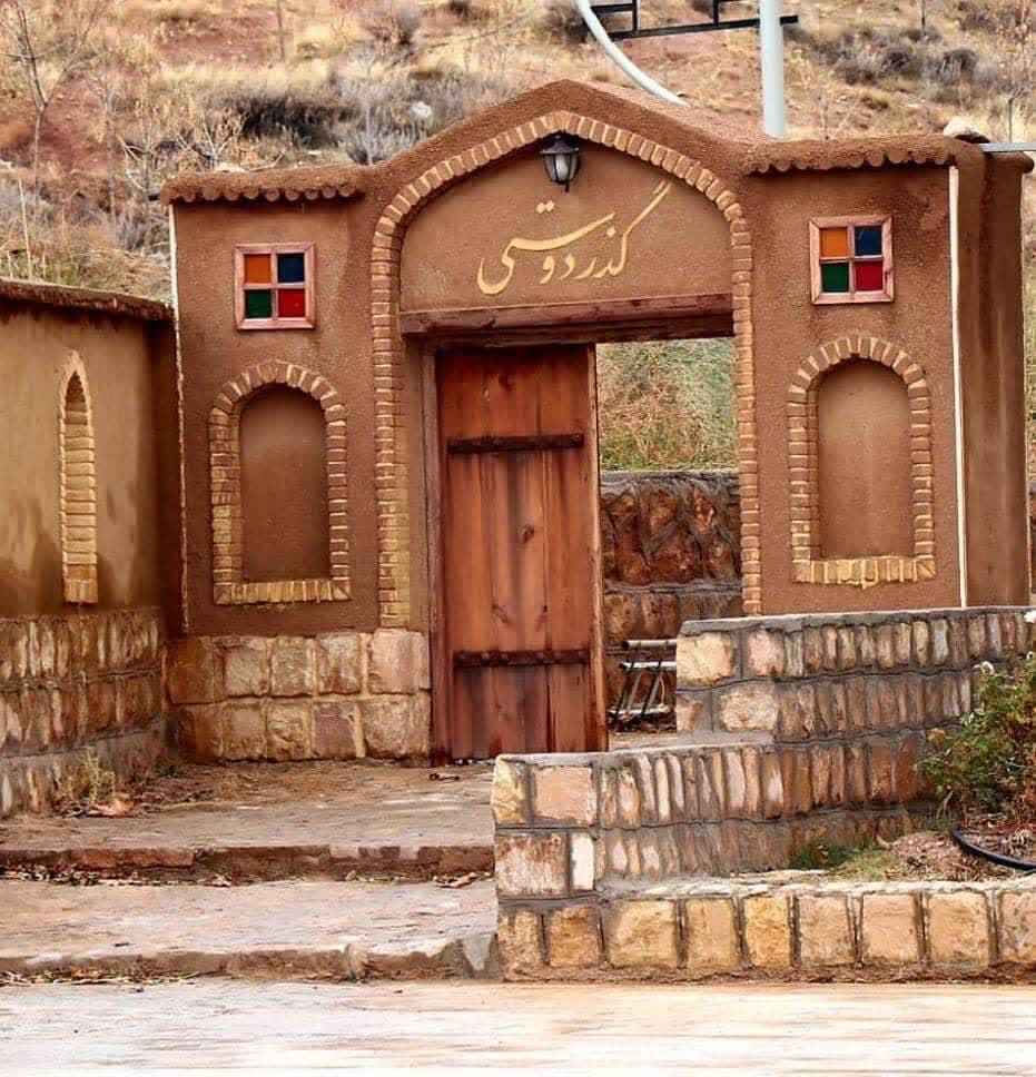 از بزرگترین پارک آبی کشور در شهر شیراز چه میدانید؟