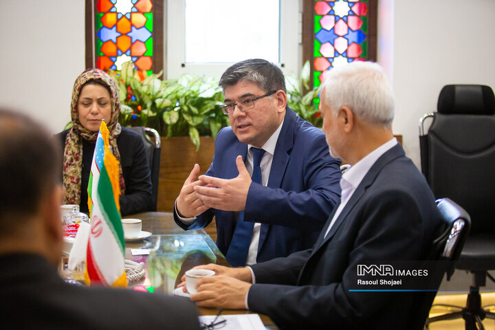 دیدار شهردار اصفهان و سفیر ازبکستان در ایران