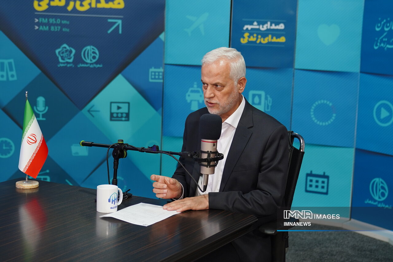 حقوق مردم در نصب تبلیغات انتخاباتی رعایت شود/ ساماندهی پرندهفروشان در بازار ارغوان