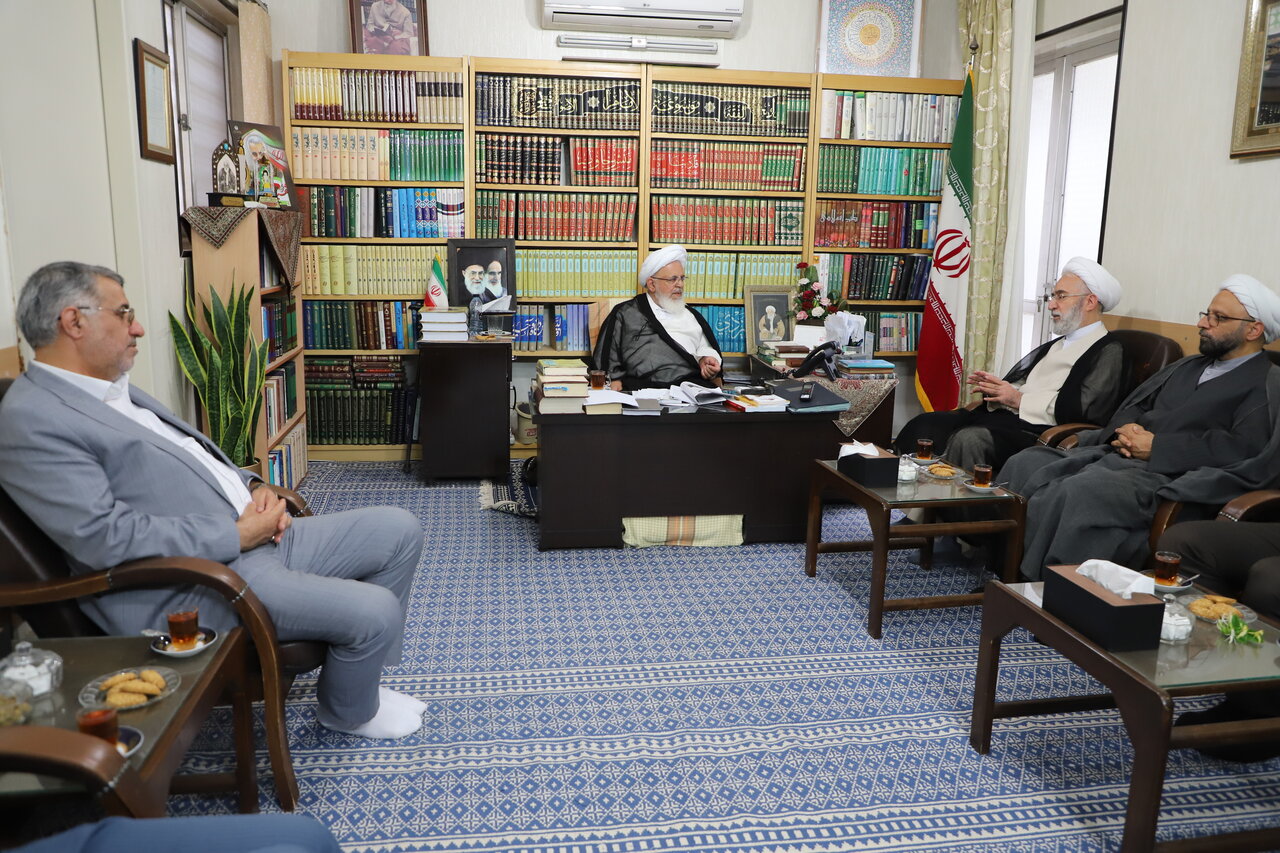 ضرورت شناسایی و تشکیل بانک نخبگان جهت استفاده در پستهای مدیریتی کشور