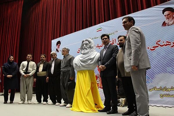 آنچه در آئین افتتاحیه هفته فرهنگی سنندج گذشت + فیلم