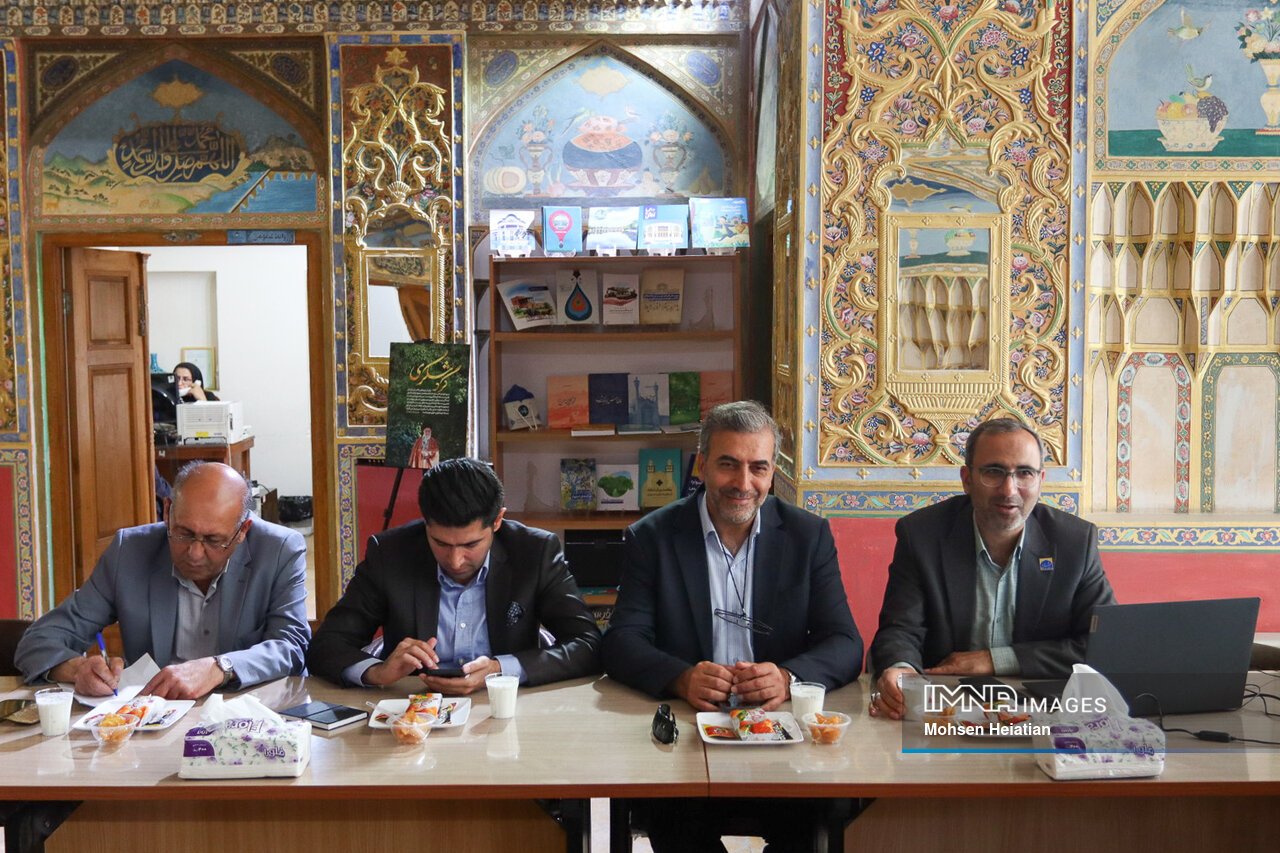 شهرداری ایروان مایل به همکاری با اصفهان در حوزه‌های فرهنگی، اجتماعی و ورزشی است