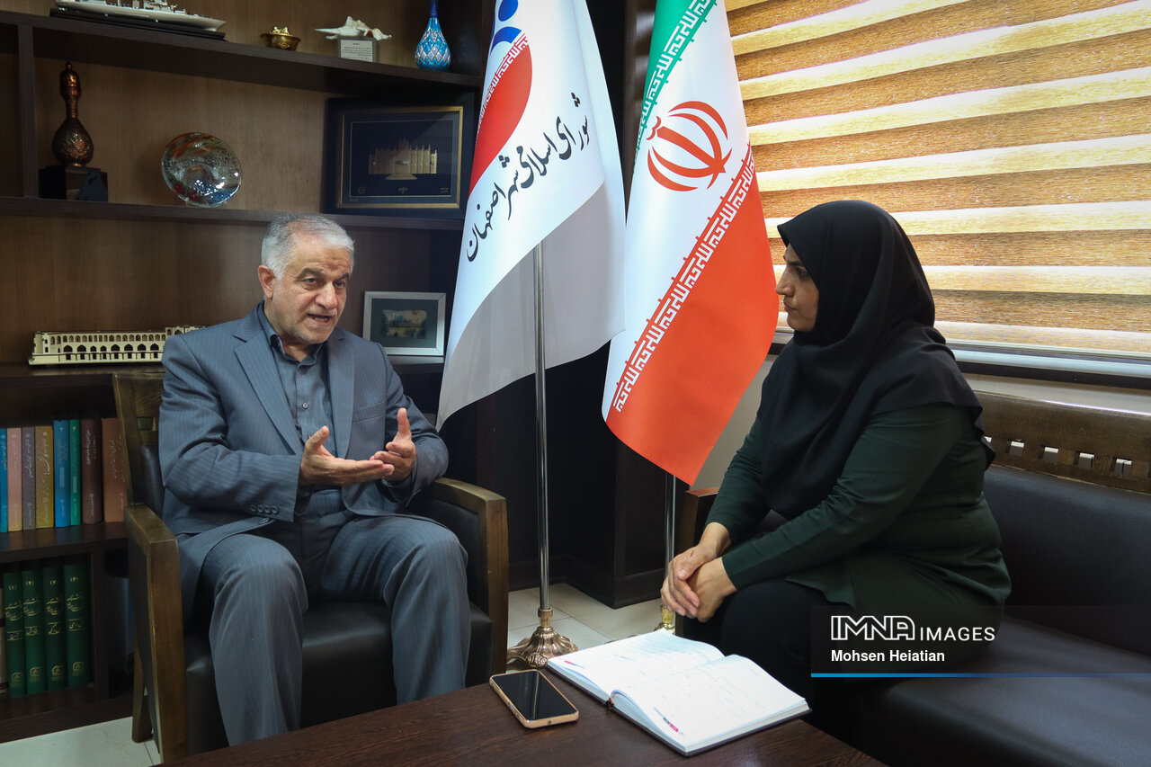 وداع با فردگرایی در انتخابات شوراهای شهر؛ از کارزار چهرهها تا رقابت احزاب