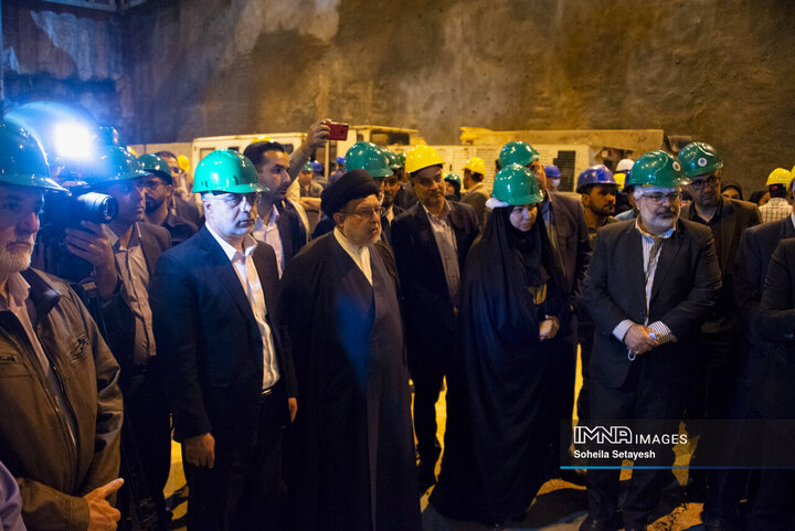 بازدید شهردار شیراز از خط ۲ مترو