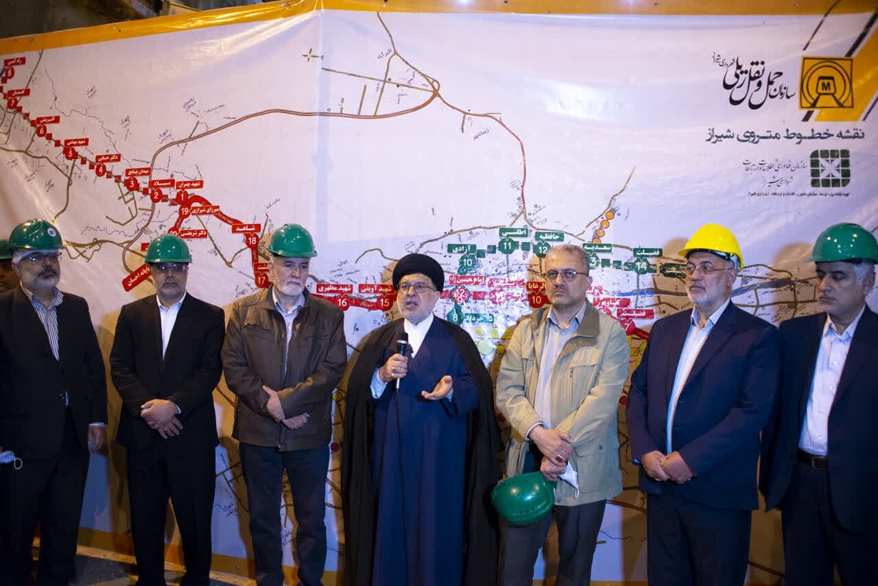 فاز دوم خط ۲ مترو ؛ چهارمین بازدید شبانه مدیریت شهری شیراز