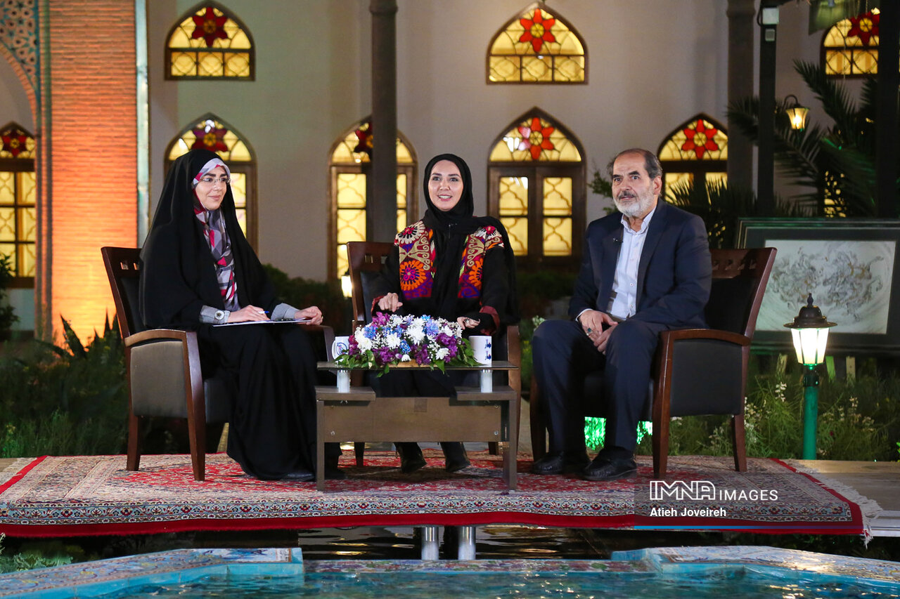 روایتی از هنرآفرینی هنرمندان نصفجهان در قطب عاشقی عالم، «کعبه»