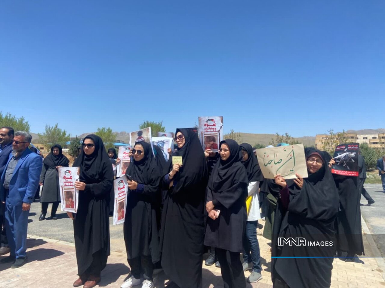 تجمع دانشجویان بام ایران در حمایت از خیزش جهانی دانشجویی+ تصاویر