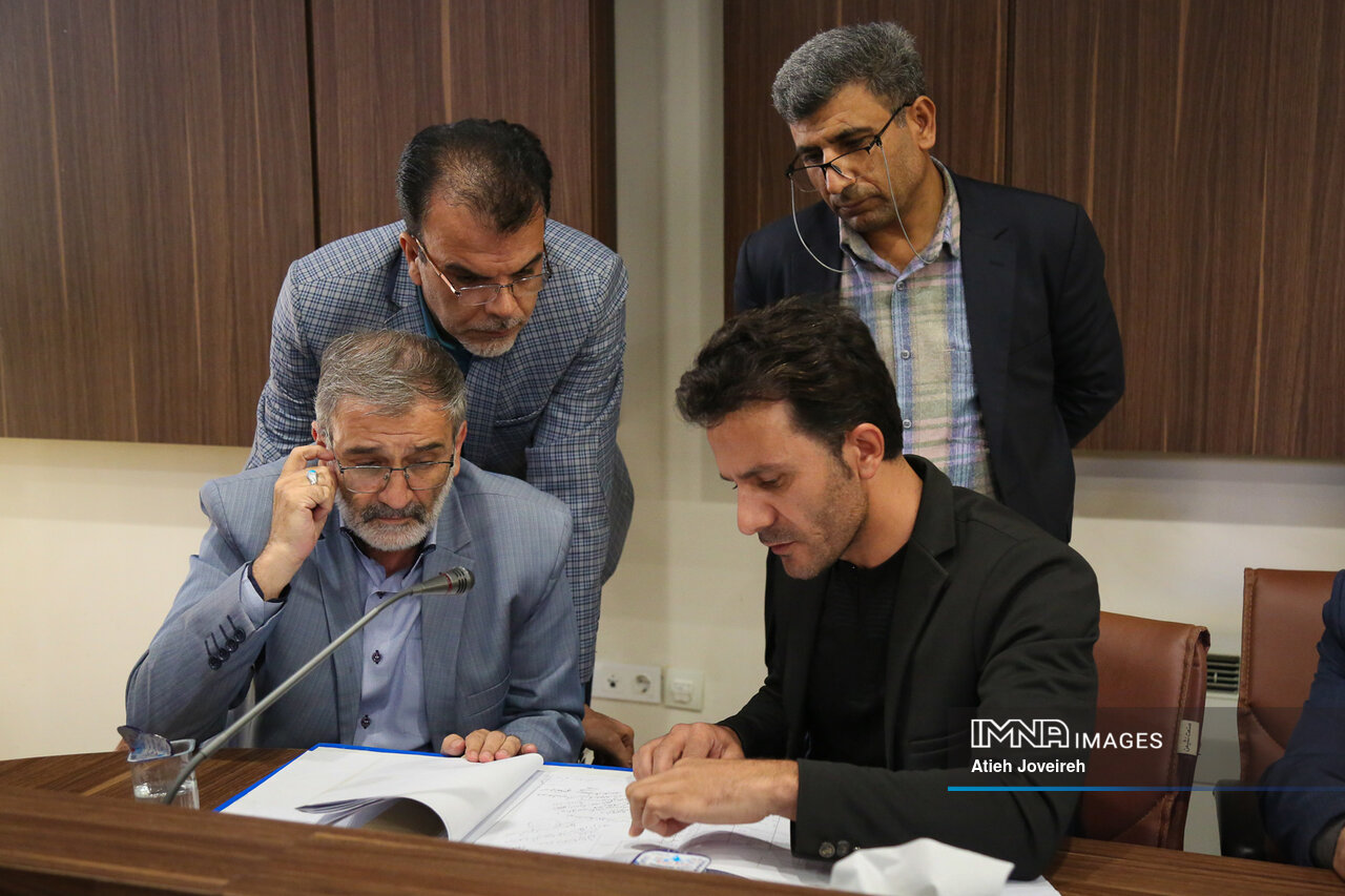 کمیته نظارتی شورای شهر اصفهان در منطقه ۱۲ شهرداری