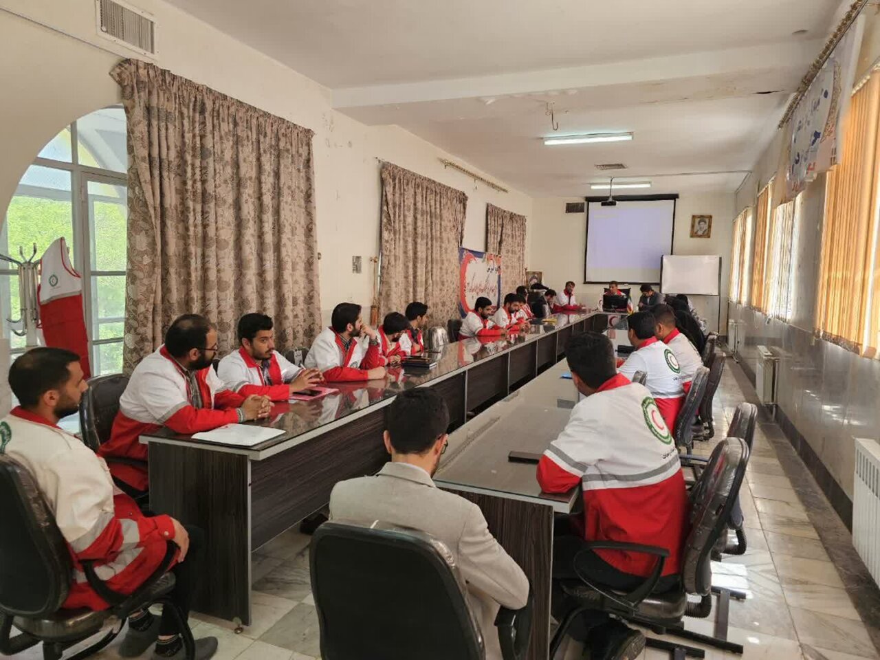 برگزاری دوره تربیت مربی کد ۳ هلالاحمر اصفهان به میزبانی شهرستان نایین