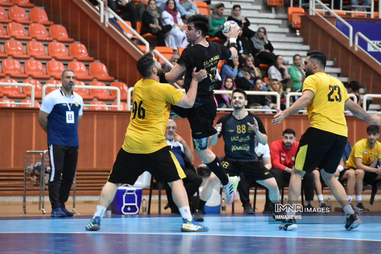 قهرمانی زودهنگام و بدون باخت مس/ دربی نقشجهان به نام گیتیپسند