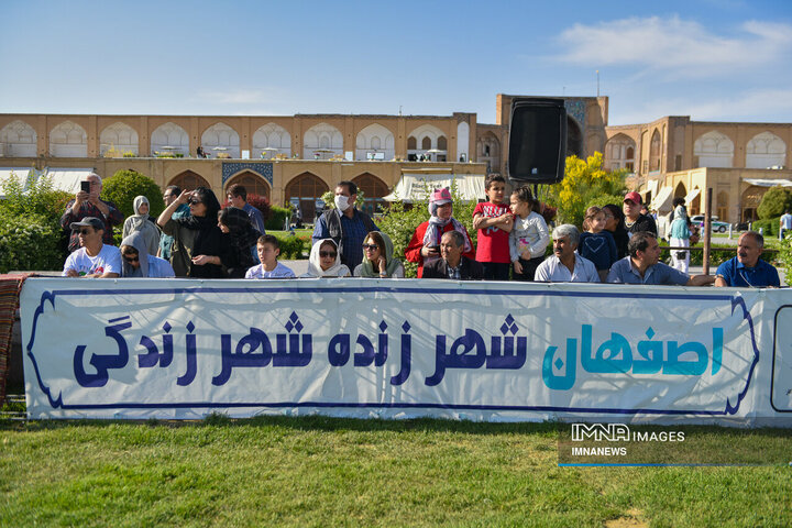 مسابقه چوگان در میدان امام(ره)