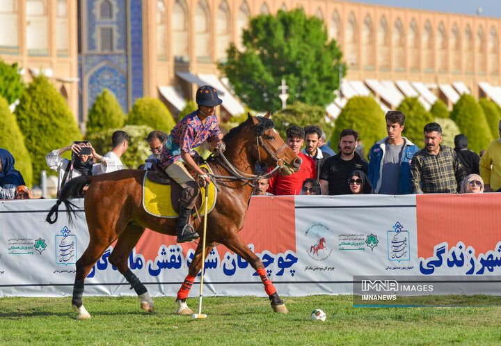 مسابقه چوگان در میدان امام(ره)