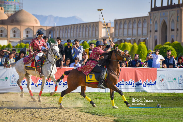 مسابقه چوگان در میدان امام(ره)