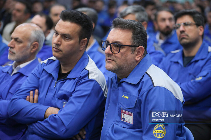حضور رئیس جمهور در کارخانه ایران خودرو