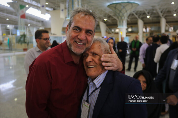 اعزام به حج عمره پس از ۹ سال انتظار