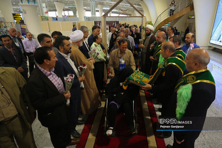 اعزام به حج عمره پس از ۹ سال انتظار