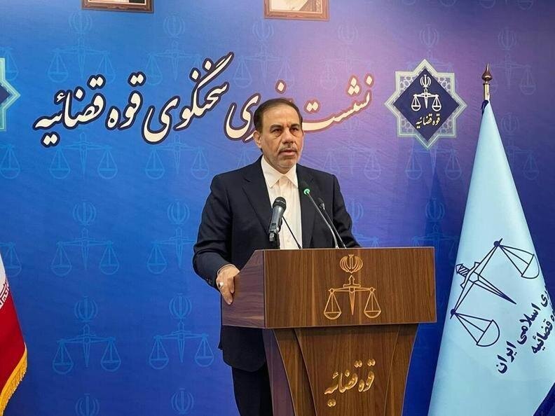 حکم قطعی وزیر سابق صادر شد/ صدور اعلان قرمز برای «یاسین رامین»
