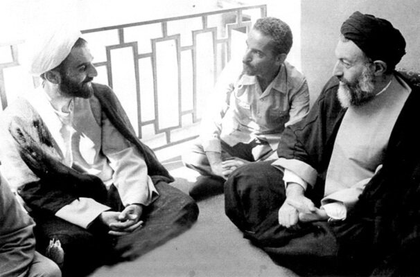 رفاقتی در میان راهپیماییها/ از تدریس برابر چشم ساواک تا تشکیل شبکههای زیرزمینی