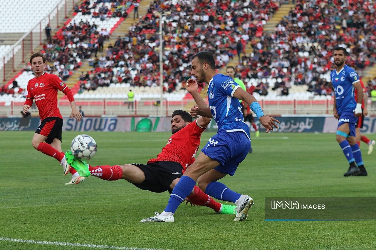 تراکتور بازنده نقل و انتقالات/ طی مسیر موفق توسط سپاهان