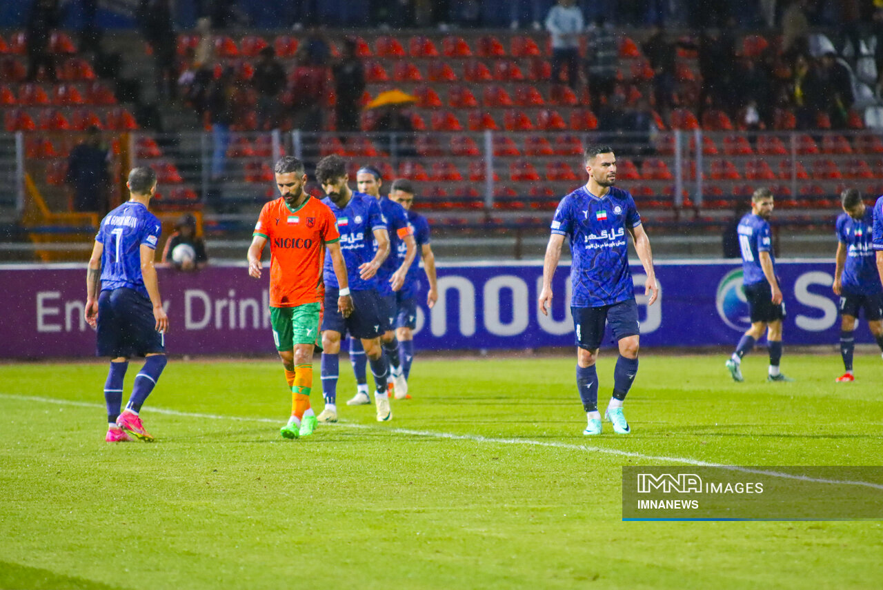 استقلال به بهترین میهمان فصل رسید / سرخپوشان پایتخت در قائمشهر امیدوار به صدرنشینی