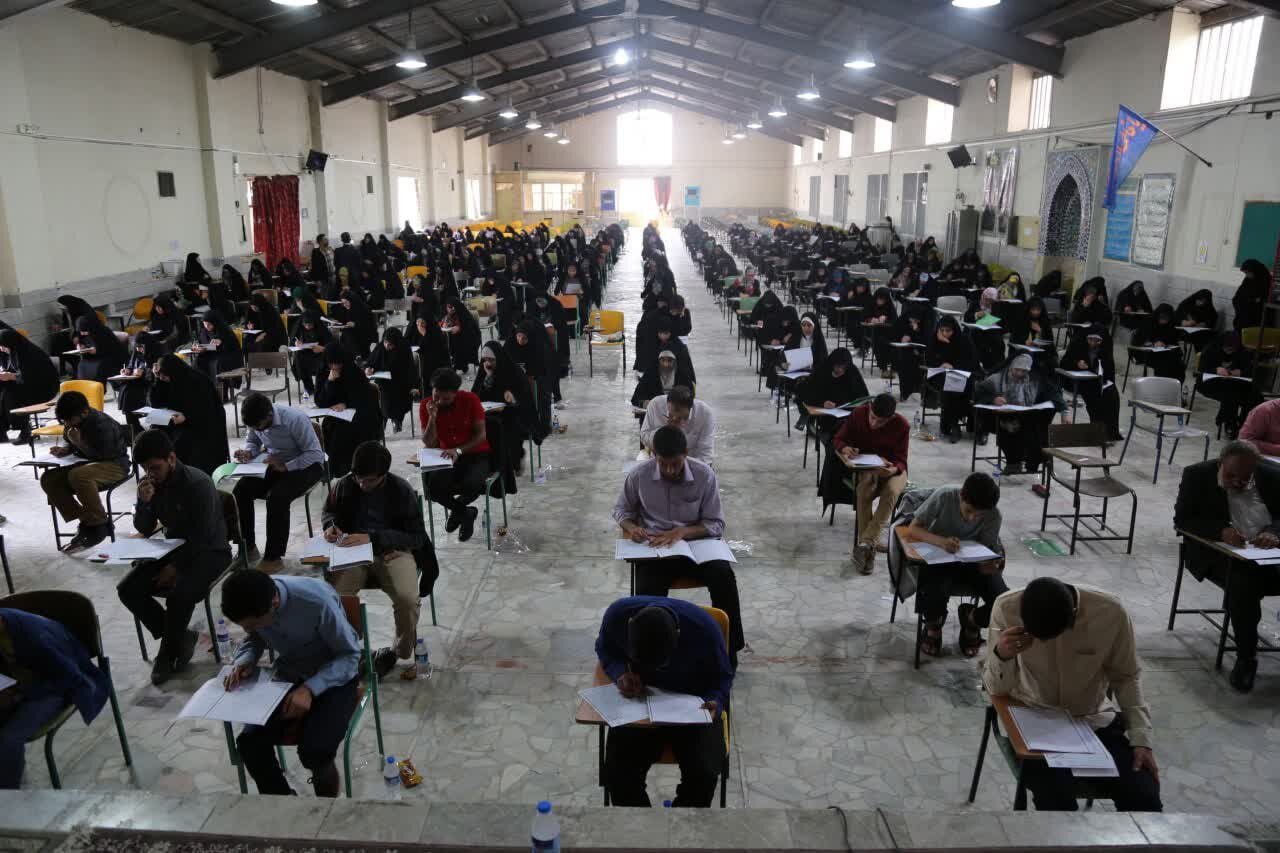 رقابت ۲۲۶ نفر در آزمون استخدامی شهرداری‌های استان ایلام