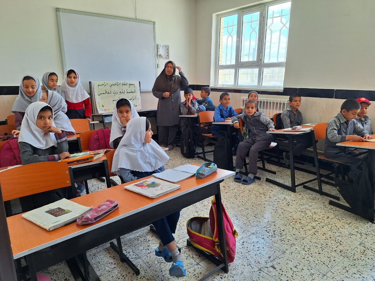 ۳ دهه خدمت در مناطق محروم / بازنشستگی که خوشایند نیست