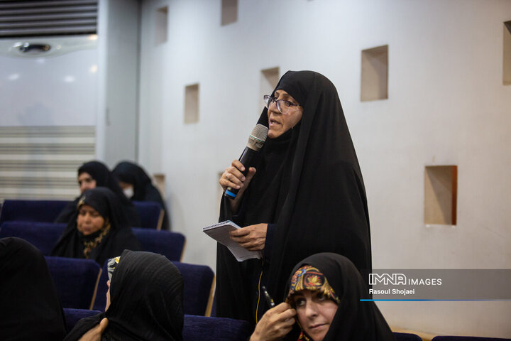 نشست هم افزایی مجموعه های فرهنگی اصفهان