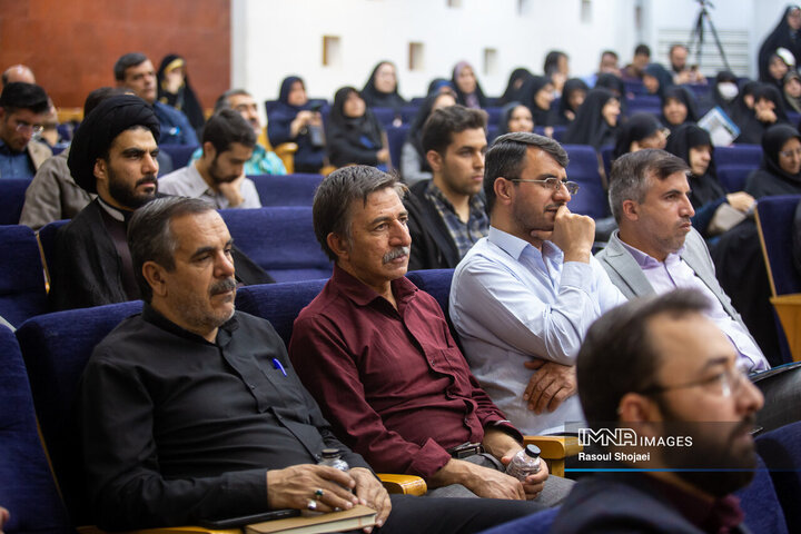 نشست هم افزایی مجموعه های فرهنگی اصفهان