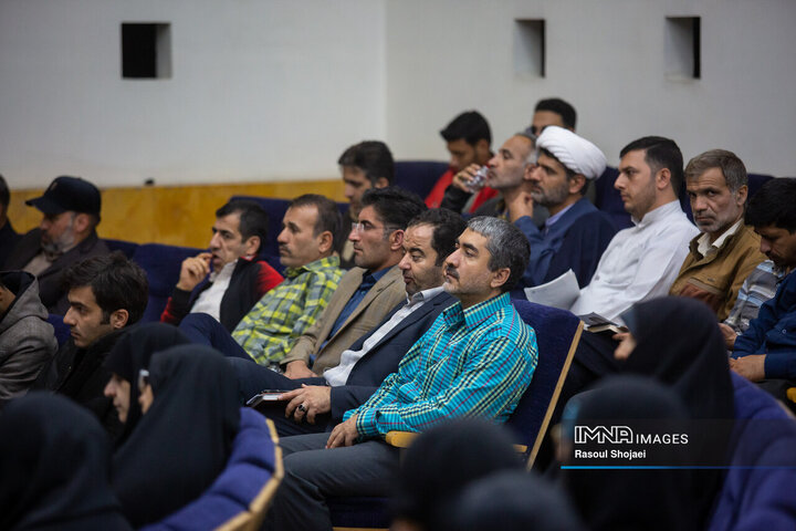 نشست هم افزایی مجموعه های فرهنگی اصفهان