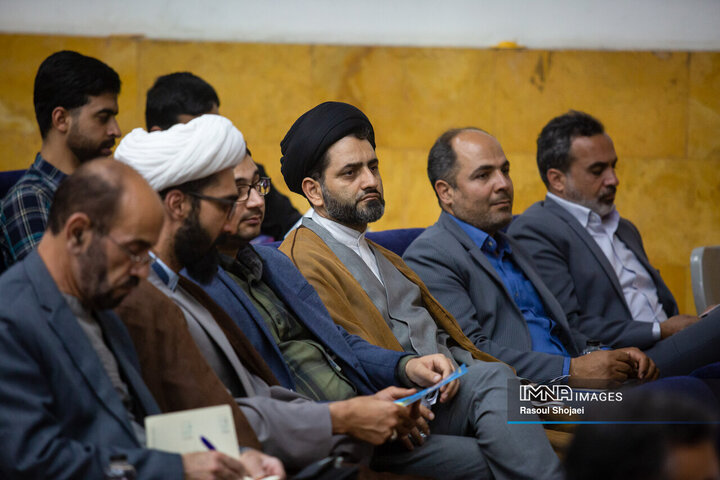 نشست هم افزایی مجموعه های فرهنگی اصفهان