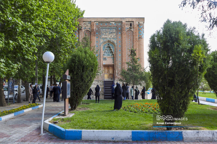 تور رسانه‌ای بازدید خبرنگاران آذربایجان شرقی از اماکن تاریخی مراغه