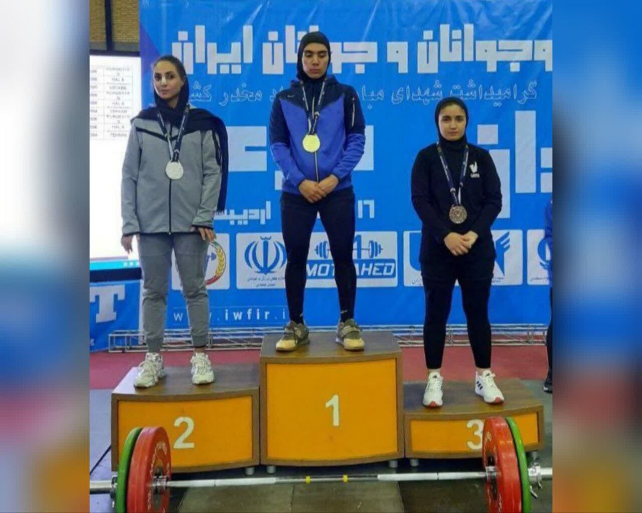 کسب ۳ مدال طلا توسط بانوی وزنه‌بردار کردستانی