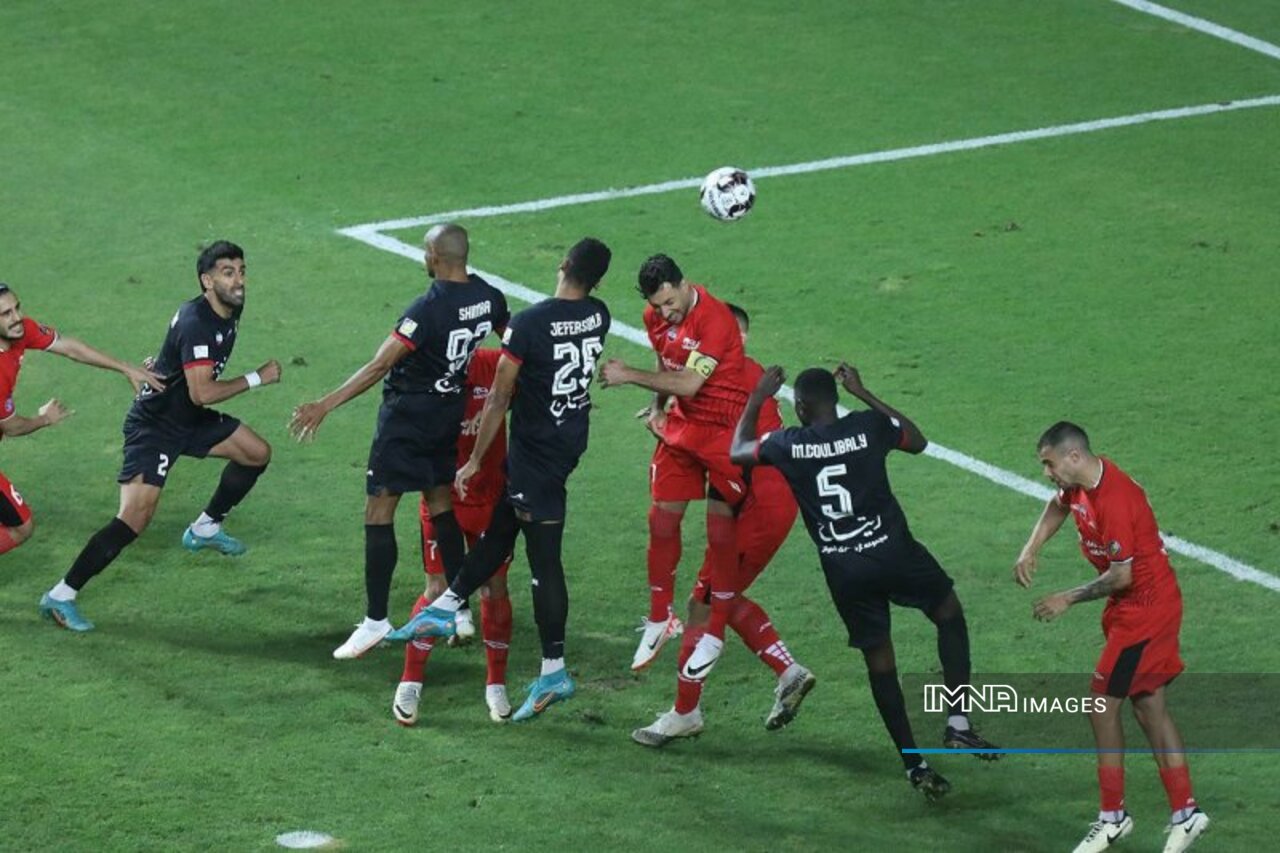 نکونام به فولاد رسید و نویدکیا به سپاهان / پرسپولیس بدون هوادار مقابل هوادار