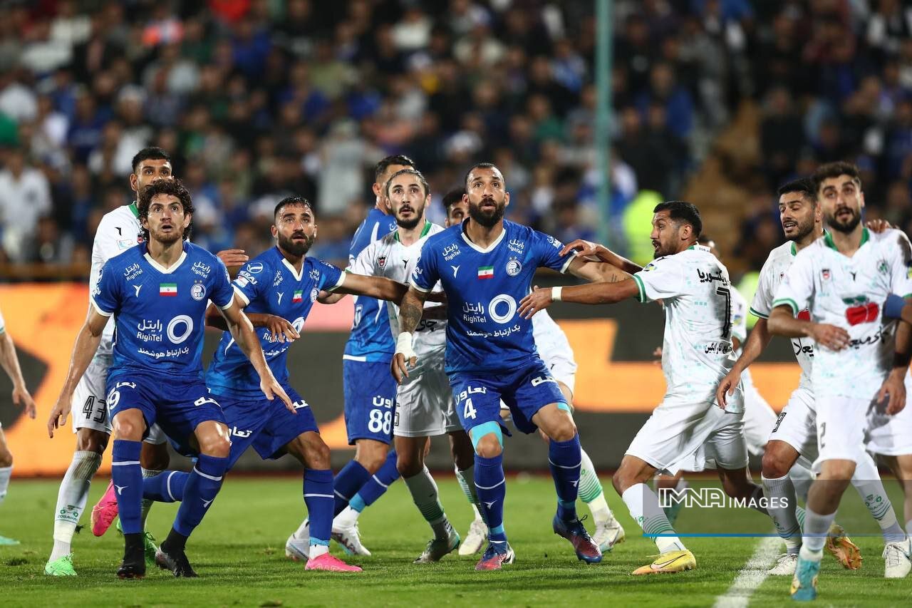 نکونام به فولاد رسید و نویدکیا به سپاهان / پرسپولیس بدون هوادار مقابل هوادار