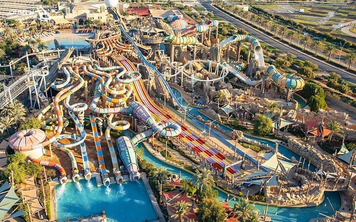 5 تفریح جذاب برای اینکه گرمای هوا در تور دبی تابستان 1403 را احساس نکنید! 5 تفریح جذاب برای اینکه گرمای هوا در تور دبی تابستان 1403 را احساس نکنید!