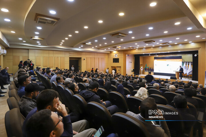 سی‌و‌دومین همایش سالانه بین‌المللی مهندسی مکانیک در دانشگاه صنعتی اراک