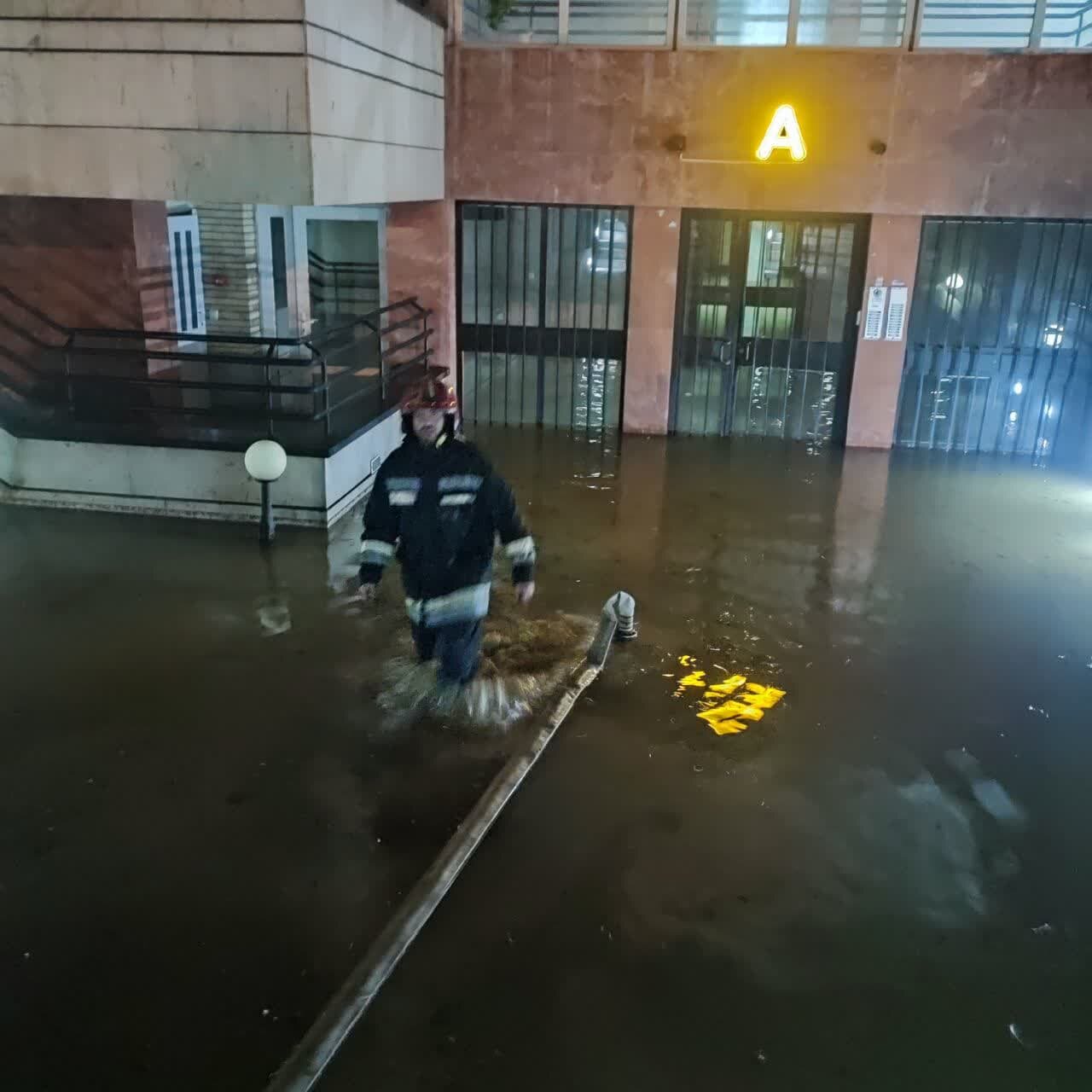 گزارش ۱۱۱ حادثه به سازمان آتشنشانی در روزهای بارانی اصفهان