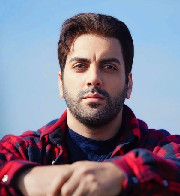 بهادر زمانی در نقش همایون در سرایل قطب شمال