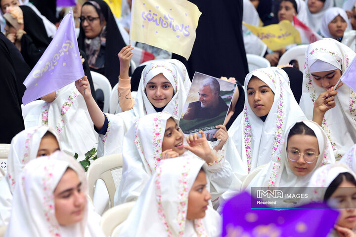 Iranians Gather to Celebrate National Girl's Day, Honoring Hazrat Fatemeh Ma'soumeh (SA)