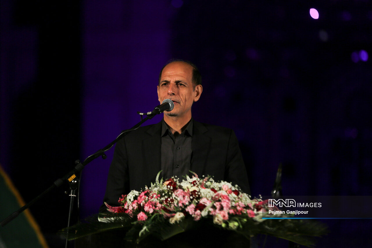 معماران تمدن و امانت‌داران تاریخ