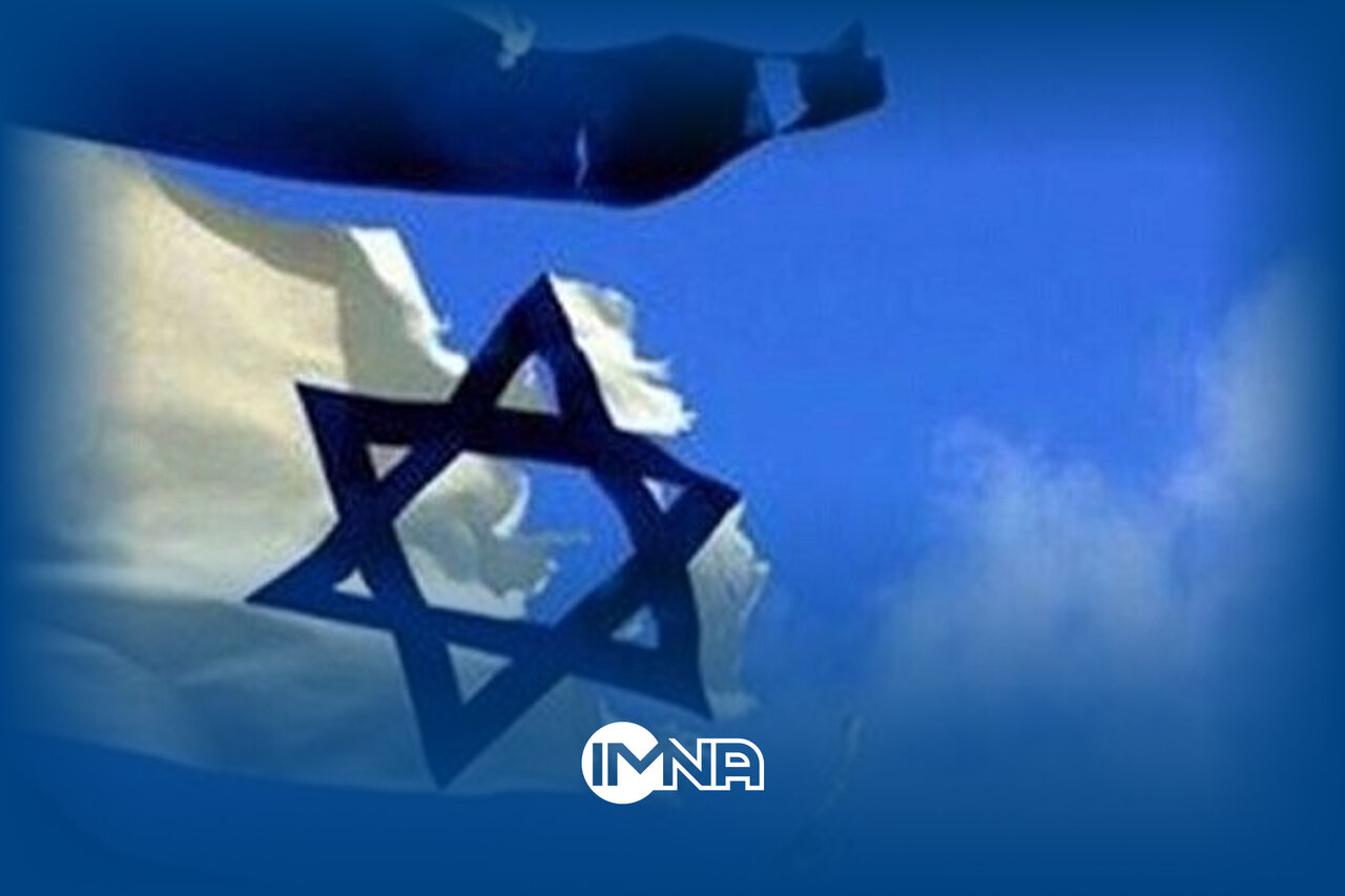 فیلم| پاره‌کردن پرچم اسرائیل توسط یهودیان ضدصهیونیست